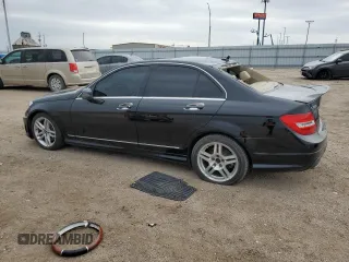 2014 Mercedes-Benz C 300 Sport z VIN WDDGF8AB6ER313428, wystawiony jako Copart lot #58425515 z przebiegiem 99 539 mil mil oraz Czysty tytuł • Clean title. Historia ofert i sprzedaży dostępna na DreamBid. Obrazek 2.