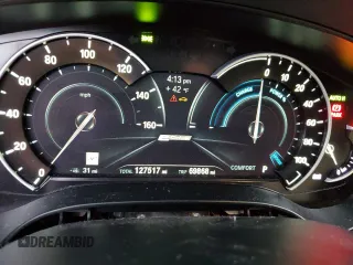 2018 BMW 5 Series 530e xDrive with VIN WBAJB1C5XJB084018, listed as a Copart auction lot 86277124 with 127,517 mi miles and Salvage Title. Bid and sale history available at carsss.com. Image 9.