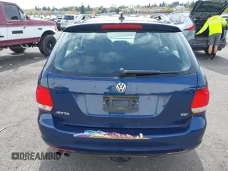 2014 Volkswagen Jetta TDI w/Sunroof & Nav с VIN 3VWPL7AJ6EM627504, выставлен на аукционе IAAI как лот 41970302 с пробегом 62 769 миль миль и . История ставок и продаж доступна на DreamBid. Изображение 16.