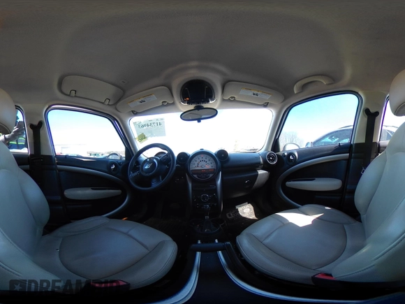 2014 MINI Countryman with VIN WMWZB3C52EWR42241, listed as a IAAI auction lot 41734963 with 121,325 mi miles and . Bid and sale history available at DreamBid. Image 18.