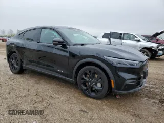 2024 Ford Mustang Mach-E Select z VIN 3FMTK1S53RMA41685, wystawiony jako Copart lot #54179025 z przebiegiem 175 mil mil oraz Szkoda całkowita • Salvage title. Historia ofert i sprzedaży dostępna na DreamBid. Obrazek 4.