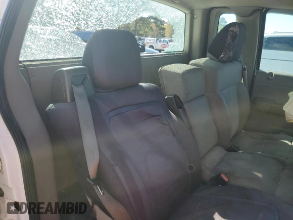 2004 Ford F-150 XL с VIN 1FTVF12564NB20204, выставлен на аукционе Copart как лот 50256655 с пробегом 211 041 миль миль и Списание • Salvage title. История ставок и продаж доступна на DreamBid. Изображение 10.