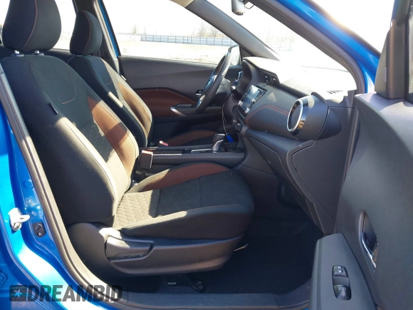 2021 Nissan Kicks SR with VIN 3N1CP5DV3ML561218, listed as a IAAI auction lot 41691829 with 99,361 mi miles. Bid and sale history available at carsss.com. Image 5.