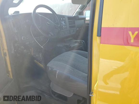 2020 Chevrolet Express Cargo with VIN 1GCWGAFP5L1159031, listed as a Copart auction lot 55140805 with 188,128 mi miles and Clean title. Bid and sale history available at DreamBid. Image 7.
