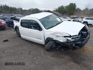 2023 Toyota Tacoma SR z VIN 3TYCZ5AN4PT163966, wystawiony jako IAAI lot #41815127 z przebiegiem 32 753 mil mil oraz . Historia ofert i sprzedaży dostępna na DreamBid. Obrazek 1.