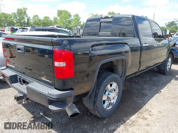 2015 GMC Sierra 2500HD Denali with VIN 1GT120E82FF574358, listed as a IAAI auction lot 42377676 with 86,097 mi miles and . Bid and sale history available at DreamBid. Image 4.