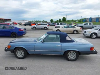 1985 Mercedes-Benz 380 z VIN WDBBA45C7FA020232, wystawiony jako IAAI lot #42206469 z przebiegiem 139 733 mil mil oraz . Historia ofert i sprzedaży dostępna na DreamBid. Obrazek 14.