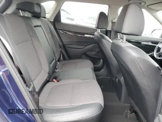 2021 Kia Seltos S z VIN KNDEUCA20M7129459, wystawiony jako Copart lot #56697015 z przebiegiem 71 238 mil mil oraz Szkoda całkowita • Salvage title. Historia ofert i sprzedaży dostępna na DreamBid. Obrazek 11.
