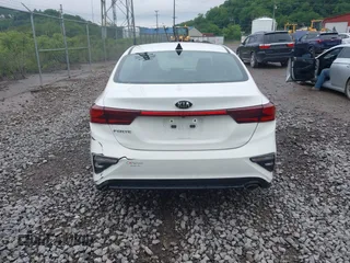2020 Kia Forte LXS z VIN 3KPF24AD3LE194032, wystawiony jako IAAI lot #42273724 z przebiegiem 36 037 mil mil oraz . Historia ofert i sprzedaży dostępna na DreamBid. Obrazek 16.