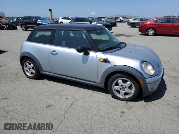 2008 MINI Hardtop with VIN WMWMF33528TT60211, listed as a Copart auction lot 55355705 with 112,027 mi miles and Clean Title. Bid and sale history available at DreamBid. Image 4.