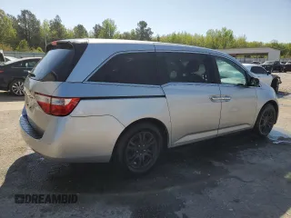 2013 Honda Odyssey EX-L with VIN 5FNRL5H69DB080586, listed as a Copart auction lot 52103685 with 166,643 mi miles and Salvage Title. Bid and sale history available at carsss.com. Image 3.