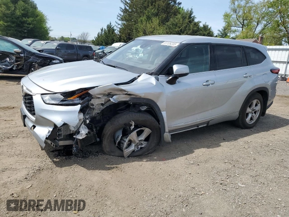 2022 Toyota Highlander LE с VIN 5TDBZRBH2NS565408, выставлен на аукционе Copart как лот 55109205 с пробегом 181 323 миль миль и Списание • Salvage title. История ставок и продаж доступна на DreamBid. Изображение 1.