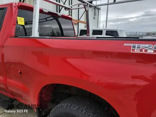 2019 Chevrolet Silverado 1500 LT Trail Boss with VIN 1GCPYFED1KZ372984, listed as a IAAI auction lot 42040215 with 168,297 mi miles and . Bid and sale history available at DreamBid. Image 1.
