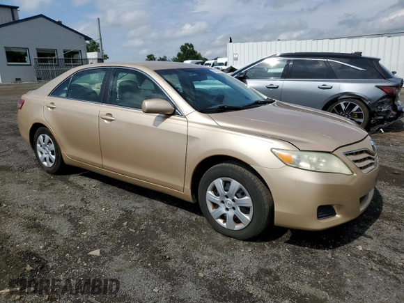 2010 Toyota Camry z VIN 4T1BF3EK7AU541572, wystawiony jako Copart lot #60035335 z przebiegiem 171 041 mil mil oraz Szkoda całkowita • Salvage title. Historia ofert i sprzedaży dostępna na DreamBid. Obrazek 4.