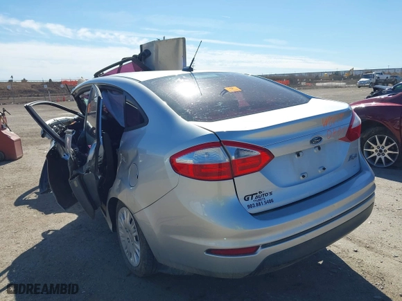 2015 Ford Fiesta S with VIN 3FADP4AJ7FM158536, listed as a IAAI auction lot 41673468 with 1 mi miles. Bid and sale history available at carsss.com. Image 3.
