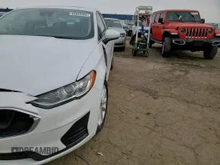 2020 Ford Fusion SE with VIN 3FA6P0HD3LR250467, listed as a Copart auction lot 43949205 with 50,592 mi miles and Salvage Title. Bid and sale history available at carsss.com. Image 10.