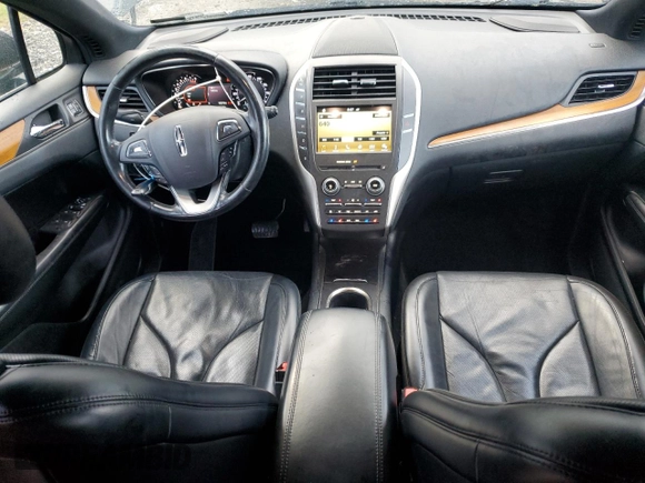 2016 Lincoln MKC Reserve with VIN 5LMTJ3DH6GUJ00949, listed as a Copart auction lot 49880835 with 182,373 mi miles and Salvage Title. Bid and sale history available at DreamBid. Image 8.