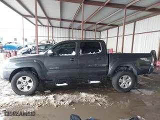 2013 Toyota Tacoma PreRunner with VIN 3TMJU4GN6DM153390, listed as a IAAI auction lot 41300619 with 163,974 mi miles. Bid and sale history available at carsss.com. Image 14.