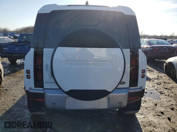 2021 Land Rover Defender SE z VIN SALEP7RU3M2051477, wystawiony jako Copart lot #44318715 z przebiegiem 55 970 mil mil oraz Czysty tytuł • Clean title. Historia ofert i sprzedaży dostępna na DreamBid. Obrazek 6.