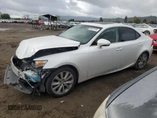 2016 Lexus IS 200t z VIN JTHBA1D22G5024142, wystawiony jako Copart lot #50451515 z przebiegiem 76 386 mil mil oraz Szkody całkowita. Historia ofert i sprzedaży dostępna na DreamBid. Obrazek 1.