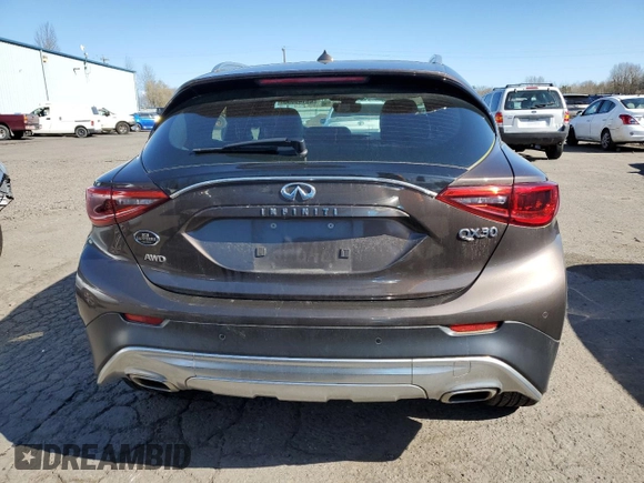 2017 Infiniti QX30 Premium с VIN SJKCH5CR7HA019628, выставлен на аукционе Copart как лот 48149035 с пробегом 73 623 миль миль и Списание • Salvage title. История ставок и продаж доступна на DreamBid. Изображение 6.