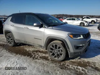 2019 Jeep Compass Limited with VIN 3C4NJDCBXKT745237, listed as a Copart auction lot 88453725 with 116,193 mi miles and Salvage title. Bid and sale history available at DreamBid. Image 4.