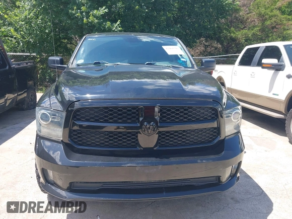 2014 Ram 1500 Express z VIN 1C6RR6KG5ES454063, wystawiony jako IAAI lot #42461593 z przebiegiem 118 090 mil mil oraz . Historia ofert i sprzedaży dostępna na DreamBid. Obrazek 12.