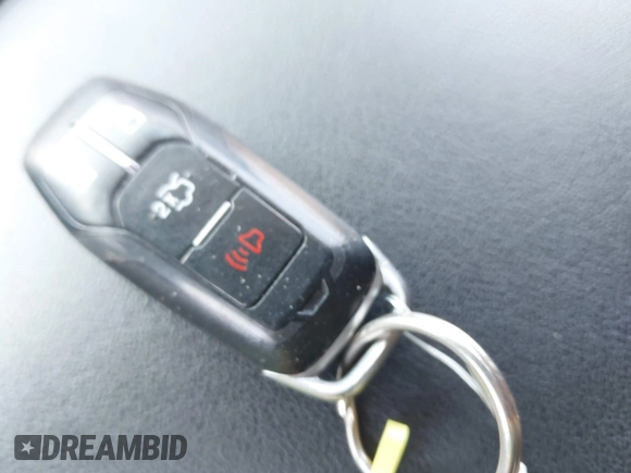 2015 Ford Edge SE с VIN 2FMTK4G87FBC27229, выставлен на аукционе IAAI как лот 42108482 с пробегом 122 199 миль миль и . История ставок и продаж доступна на DreamBid. Изображение 11.