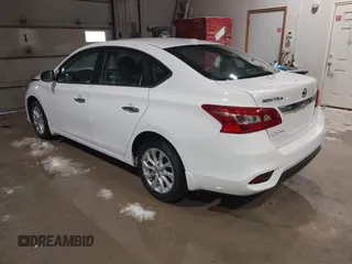 2019 Nissan Sentra S z VIN 3N1AB7APXKY240431, wystawiony jako IAAI lot #41722182 z przebiegiem 81 450 mil mil oraz . Historia ofert i sprzedaży dostępna na DreamBid. Obrazek 3.