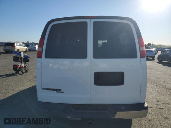 2007 Chevrolet Express Passenger z VIN 1GAHG39U471121312, wystawiony jako Copart lot #47570155 z przebiegiem 139 078 mil mil oraz Szkoda całkowita • Salvage title. Historia ofert i sprzedaży dostępna na DreamBid. Obrazek 6.