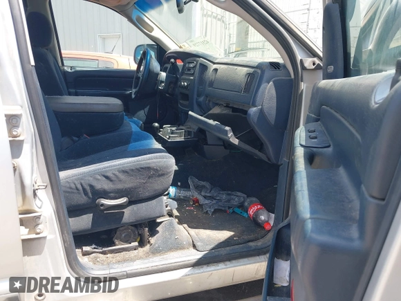 2002 Dodge 1500 with VIN 3D7HU18NX2G157441, listed as a IAAI auction lot 42317729 with 216,874 mi miles and . Bid and sale history available at DreamBid. Image 5.