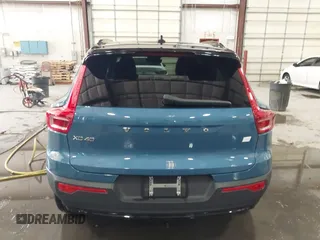 2023 Volvo XC40 Ultimate с VIN YV4ED3UM9P2090415, выставлен на аукционе IAAI как лот 41138900 с пробегом 8 292 миль миль и . История ставок и продаж доступна на DreamBid. Изображение 16.