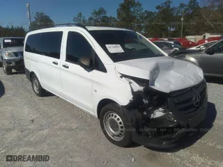 2016 Mercedes-Benz Metris Passenger Van with VIN WD4PG2EE3G3109710, listed as a IAAI auction lot 29744884 with 44,448 mi miles. Bid and sale history available at carsss.com. Image 1.