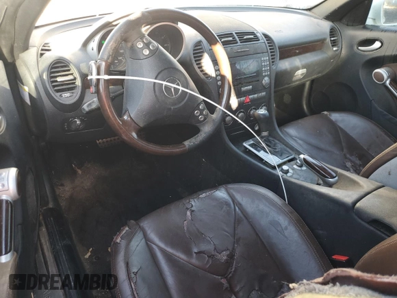 2007 Mercedes-Benz SLK-Class 3.0L with VIN WDBWK54FX7F151062, listed as a Copart auction lot 43152695 with 139,393 mi miles and Salvage Title. Bid and sale history available at carsss.com. Image 8.