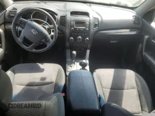2013 Kia Sorento LX with VIN 5XYKT4A6XDG364050, listed as a Copart auction lot 52725905 with 166,866 mi miles and Salvage title. Bid and sale history available at DreamBid. Image 8.
