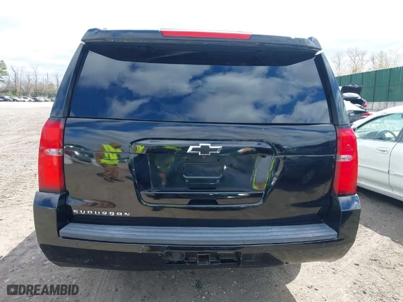 2017 Chevrolet Suburban LT with VIN 1GNSKHKC1HR354293, listed as a IAAI auction lot 41995959 with 58,729 mi miles. Bid and sale history available at carsss.com. Image 16.