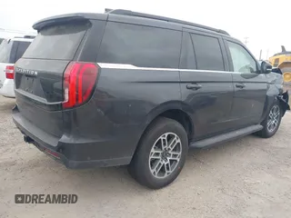 2025 Ford Expedition XLT с VIN 1FMJU1H86SEA17492, выставлен на аукционе IAAI как лот 42416154 с пробегом 2 890 миль миль и . История ставок и продаж доступна на DreamBid. Изображение 4.