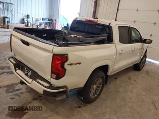 2024 Chevrolet Colorado 4WD LT with VIN 1GCPTCEK1R1131804, listed as a IAAI auction lot 41570513 with 10,882 mi miles and . Bid and sale history available at DreamBid. Image 4.