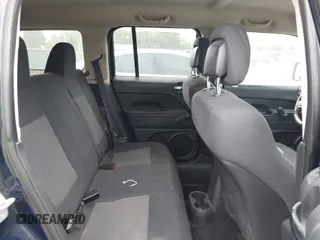 2012 Jeep Patriot Sport with VIN 1C4NJRBB4CD659072, listed as a IAAI auction lot 40584115 with 183,672 mi miles. Bid and sale history available at carsss.com. Image 8.