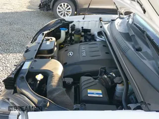 2007 Hyundai Tucson SE with VIN KM8JN72D97U633108, listed as a IAAI auction lot 43292497 with 179,526 mi miles and . Bid and sale history available at DreamBid. Image 19.