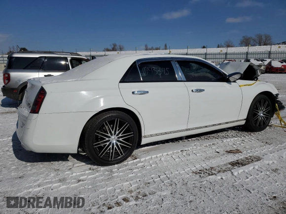 2014 Chrysler 300 with VIN 2C3CCABGXEH305856, listed as a Copart auction lot 44945355 with 0 mi miles and Salvage Title. Bid and sale history available at carsss.com. Image 3.