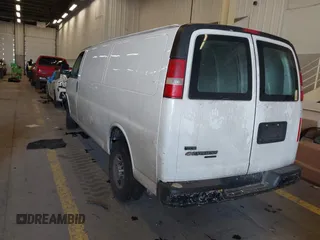 2011 Chevrolet Express Cargo Van with VIN 1GCWGGFAXB1122893, listed as a IAAI auction lot 41695753 with 232,658 mi miles. Bid and sale history available at carsss.com. Image 3.