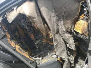 2011 Toyota Camry LE z VIN 4T1BF3EK4BU143155, wystawiony jako Copart lot #56717145 z przebiegiem Nie podano mil oraz Szkoda całkowita • Salvage title. Historia ofert i sprzedaży dostępna na DreamBid. Obrazek 10.