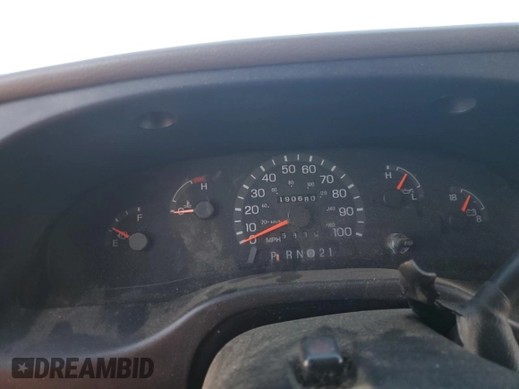 1998 Ford Econoline Cargo z VIN 1FTPS2427WHA66541, wystawiony jako Copart lot #53406815 z przebiegiem 190 680 mil mil oraz Czysty tytuł • Clean title. Historia ofert i sprzedaży dostępna na DreamBid. Obrazek 9.