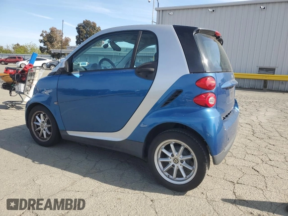 2009 Smart fortwo Pure with VIN WMEEJ31XX9K235766, listed as a Copart auction lot 54985845 with 75,708 mi miles and Clean Title. Bid and sale history available at carsss.com. Image 2.