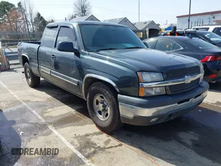 2004 Chevrolet Silverado 1500 LS with VIN 2GCEC19V641155566, listed as a IAAI auction lot 41739408 with 199,065 mi miles. Bid and sale history available at carsss.com. Image 1.