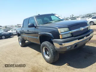 2005 Chevrolet Silverado 1500 LT with VIN 2GCEK13T651358419, listed as a IAAI auction lot 42073531 with 120,233 mi miles and . Bid and sale history available at DreamBid. Image 1.