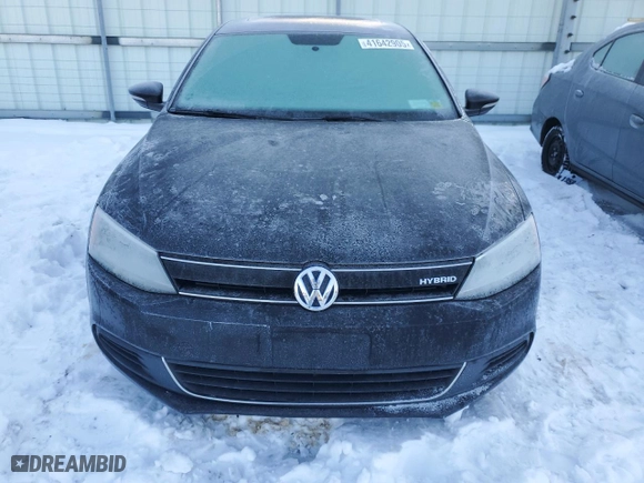 2013 Volkswagen Jetta Sedan Hybrid SE with VIN 3VW637AJ1DM278827, listed as a Copart auction lot 43962085 with 102,400 mi miles and Salvage Title. Bid and sale history available at carsss.com. Image 5.