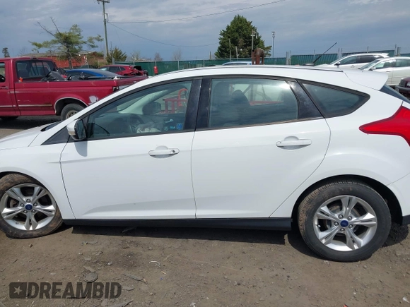 2014 Ford Focus SE with VIN 1FADP3K22EL251661, listed as a IAAI auction lot 41905464 with 96,079 mi miles. Bid and sale history available at carsss.com. Image 14.