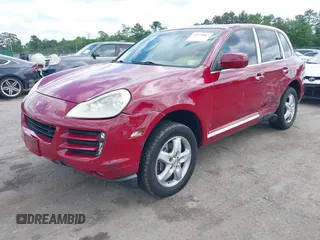 2009 Porsche Cayenne z VIN WP1AA29P89LA10928, wystawiony jako IAAI lot #42274067 z przebiegiem 256 178 mil mil oraz . Historia ofert i sprzedaży dostępna na DreamBid. Obrazek 2.